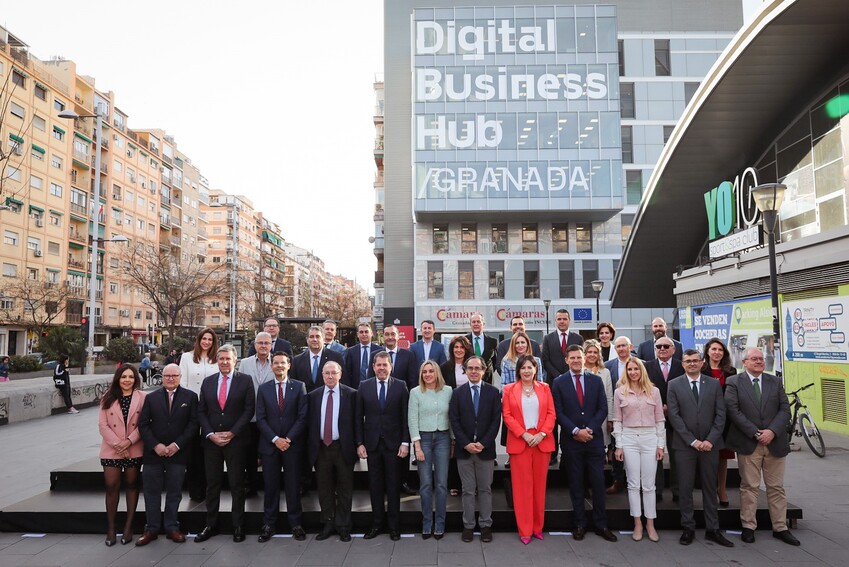 José Luis Bonet inaugura el digital Business Hub de la Cámara de